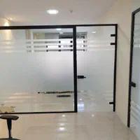 پارتیشن های اداری ، نرده شیشه ای و شیشه سکوریت