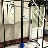 رگال و اینه قدی