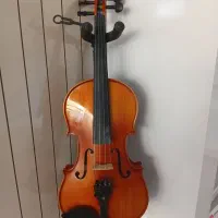 ویلون مکستور|ویولن|ایلخچی, |دیوار