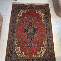 فرش دستباف آنتیک. قدیمی سالم و خوش رنگ