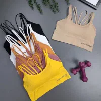 نیمتنه ورزشی و لباس زیر بانوان