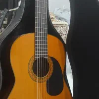 گیتار یاماها C70