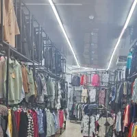فروشنده خانم