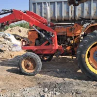 تراکتور رومانی با بیل چهار جک نه پیستان بوم بلند