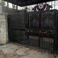 درب حیاط ویلا باغ ۳/۵متر با ستون|مصالح و تجهیزات ساختمان|کلاردشت, |دیوار