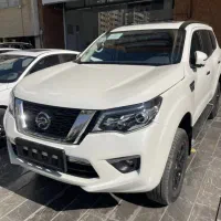 نیسان ترا ۴۰۴ تیپ ۲