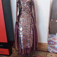چند دست لباس محلی فروشی