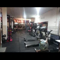 اجاره زیرزمین 250 متری|اجارهٔ مغازه و غرفه|قم, هفت تیر|دیوار