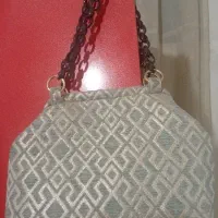 کیف شانی ۶۵۰