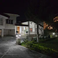 ویلا ، شهرک دهکده شیرین ، ۹۵۰متر زمین ، ۴۰۰متر بنا