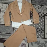 لباس مجلسی بچگانه. دخترانه و زنانه در حد نوعه نو