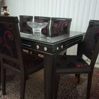 ناهار خوری هشت نفره