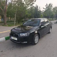 دنا پلاس ۶ دنده مشکی با رینگ