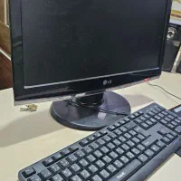 کامپیوتر گیمینگ قوی همراه با تمام لوازم فروش فوری