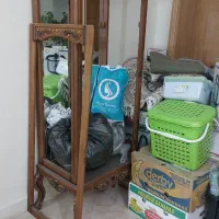 ویترین چوبی ۳ شلف