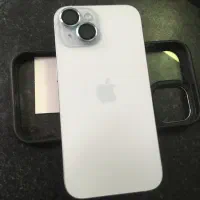 اپل iPhone 15 با حافظهٔ ۱۲۸ گیگابایت