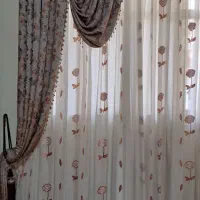 دو تا پرده یک اندازه همراه با والا