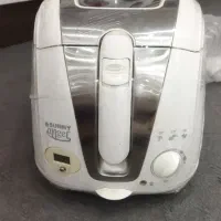 سرخ کن سانی مدل آنجا