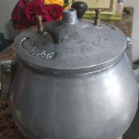 زودپز ده لیتری سالم