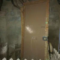 درب حیاط جنس محکم|مصالح و تجهیزات ساختمان|دینور, |دیوار