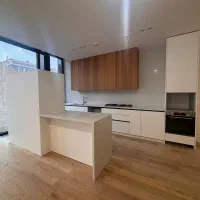۱۳۰ متر ۲ خواب ویو دار سعادت اباد