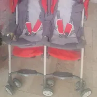 کالسکه دوقلو