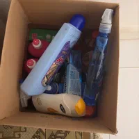 یه کارتن مواد شوینده