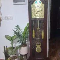 ساعت ایستاده چوبی