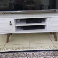 میز تلویزیون در حد نو