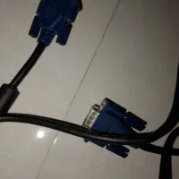 تعدادی کابل و شارژر و سی دی