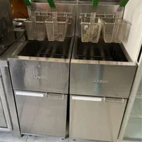 فروش خریدار لوازم رستوران یخچال ویترینی مکعبی|کافی‌شاپ و رستوران|تهران, اختیاریه|دیوار