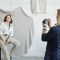 مدل خانوم جهت عکاسی مدلینگ فروشگاه لباس نیازمندیم