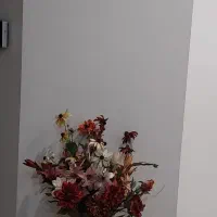 گلدان بامبو با گل های پارادایس زیبا