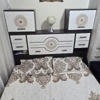 تخت دو نفره طرح ورساچه،چراغ خواب دار