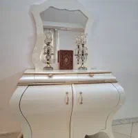 کنسول چوبی صدفی رنگ