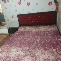 تخت و تشک رویال