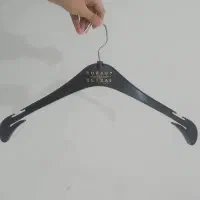 چوب لباسی مخصوص مغازه و مزون و استفاده شخصی