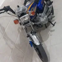 موتور سیکلت کبیر ۲۰۰