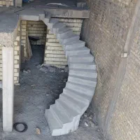 طراحی واجرای پله گردون بتنی نجفی