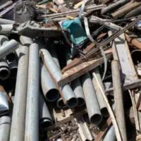 خرید انواع ضایعات آهن و پلاستیک و کارتن