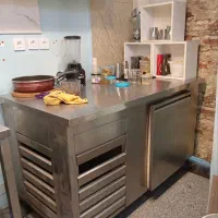 یخچال میزکاری