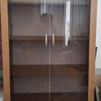 کمد ویترین دار