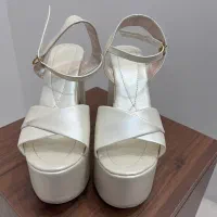 کفش جادویی عروس|کیف، کفش، کمربند|آمل, |دیوار