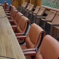 تعمیر صندلی گردان و اداری