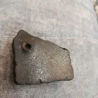 مشکوک به شهاب سنگ پیشنهاد قیمت