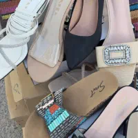 کفش|کیف، کفش، کمربند|چغادک, |دیوار