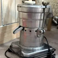 اب هویج گیر|آبمیوه‌گیر و آب‌مرکبات‌گیر|اهواز, کمپلو جنوبی|دیوار