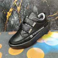 ۰۰۰(کتونی ونس دو چسب بچگانه پانو/|کیف، کفش، کمربند|قم, زنبیل آباد|دیوار