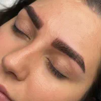 ۵۰ درصد تخفیف ویژه میکروبلیدینگ ابرو