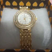 ساعت نگین دار